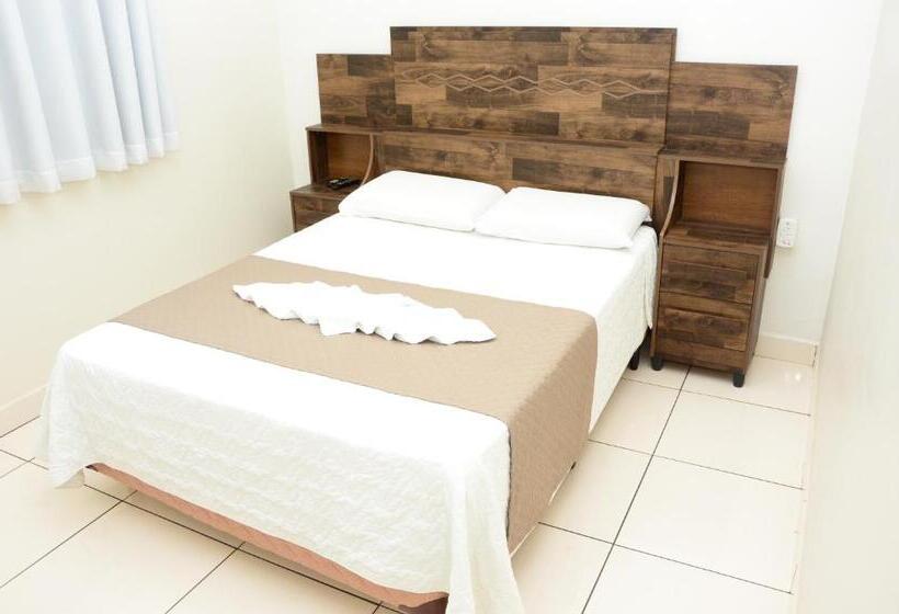 Paulo Hotel & Restaurante