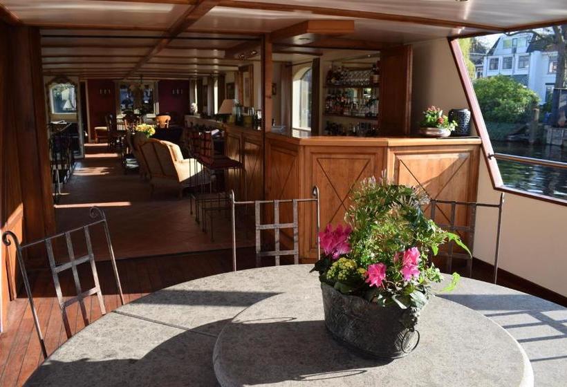 Bed and Breakfast Aurora