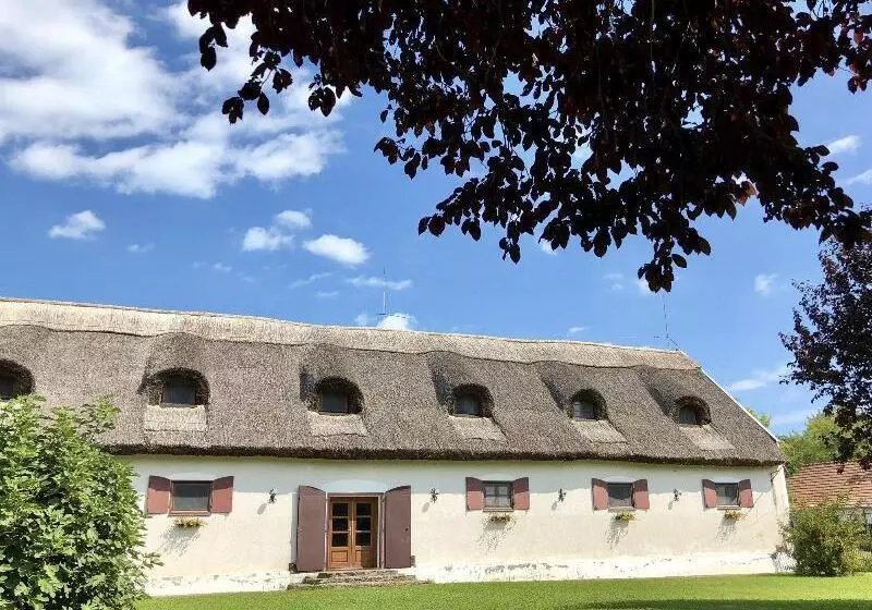 Aamiaismajoitus (B&B) The Houses Of History  Anno 1830