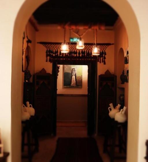 בית מלון כפרי Al Koot Heritage