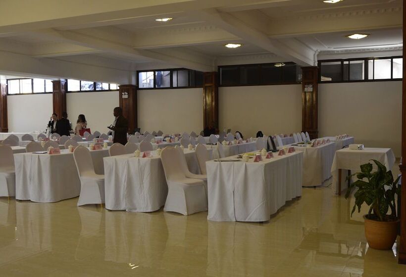 فندق Asia And Africa