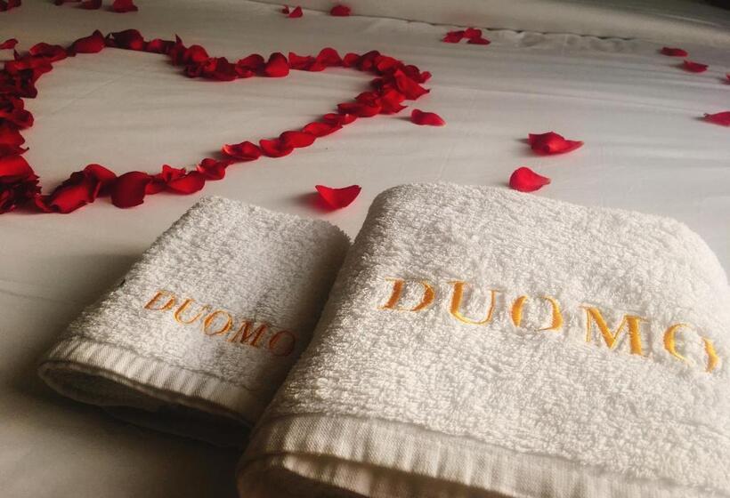 Отель Duomo And Suites
