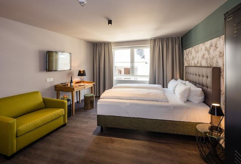 فندق Goldene Traube  By Neugart