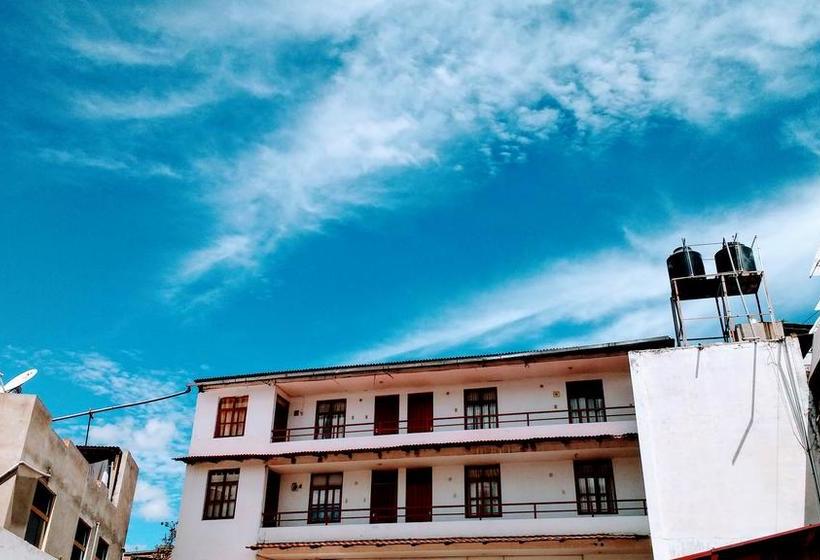 هتل La Farola Cajamarca