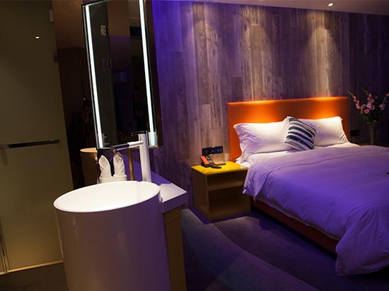 בית מלון כפרי Yantai Huarui Danfeng Holiday