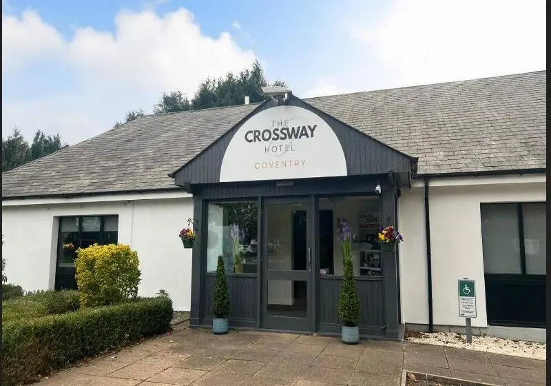 هتل The Crossway