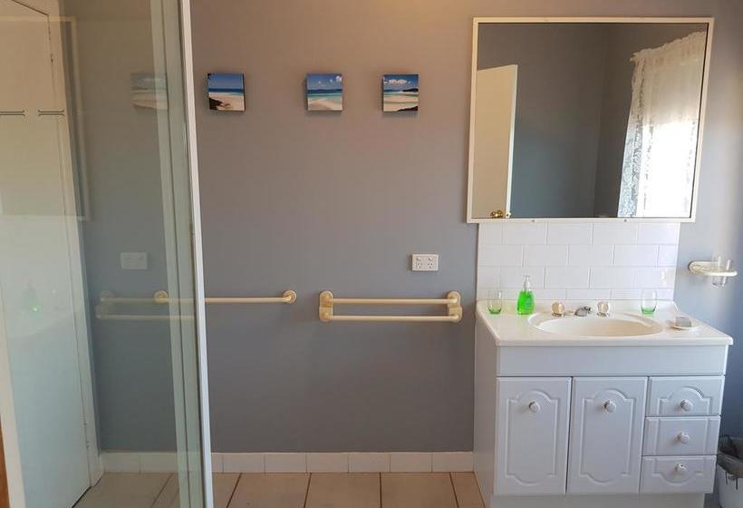 Dunelm House Bed And Breakfast