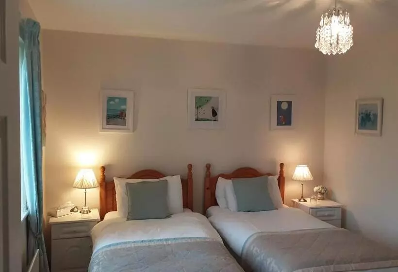 ベッドアンドブレックファースト Hawthorn Lodge