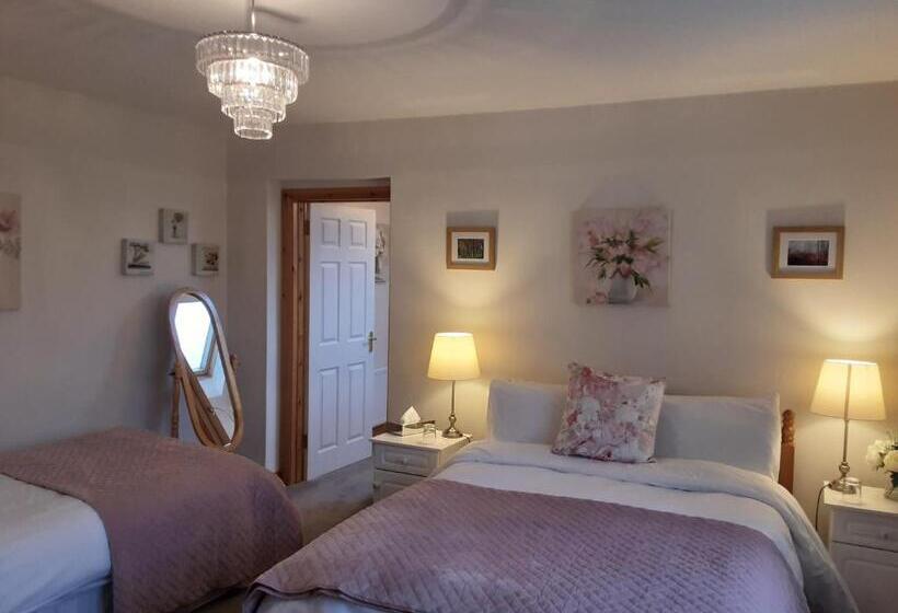 ベッドアンドブレックファースト Hawthorn Lodge