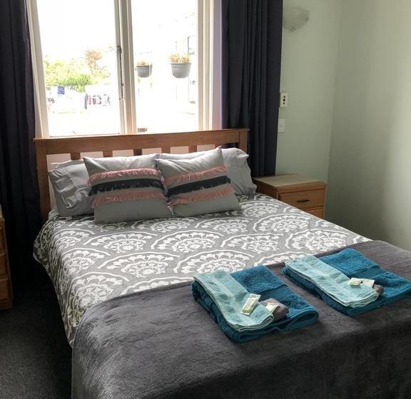 Bed and Breakfast Living On Dee