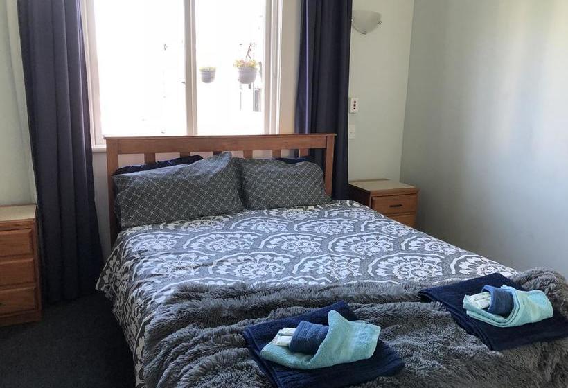 Bed and Breakfast Living On Dee