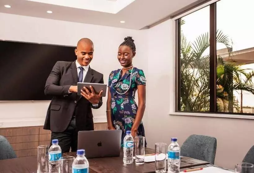 Hotel Stayeasy  Maputo