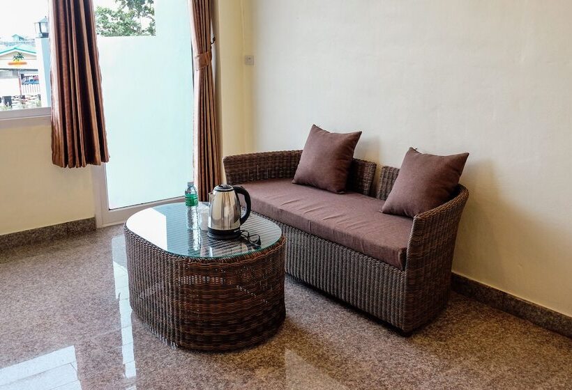 בית מלון כפרי The Lake House Ko Yo