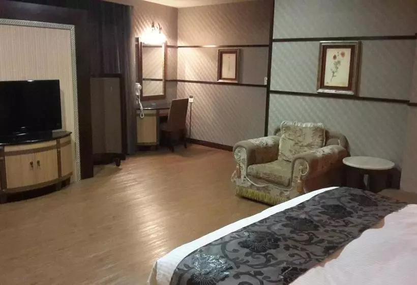 Love Story Motel