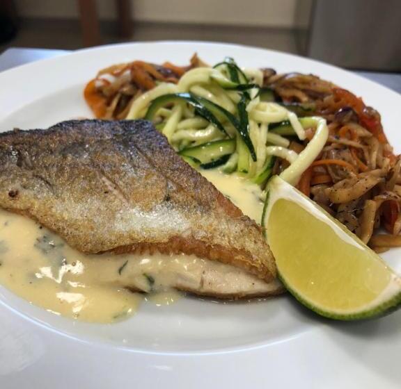 استراحتگاه Tci Social Club