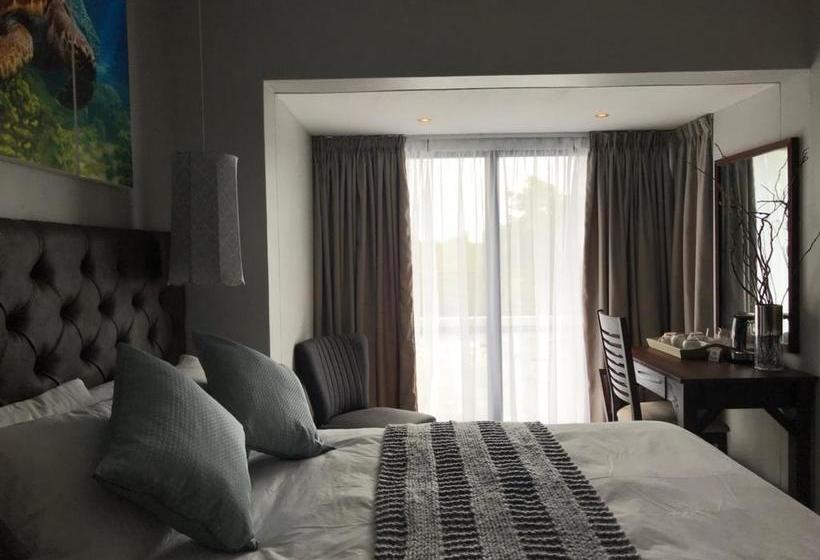 تختخواب و صبحانه St Lucia Hilltop Guest House