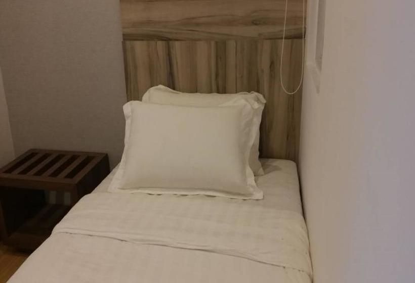 Faithview Hotel & Suites