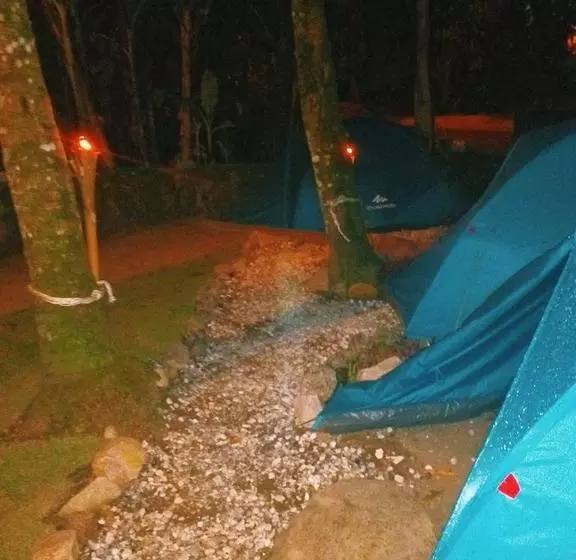 ユースホステル Camping Trópico De Capricórnio   Ilhabela