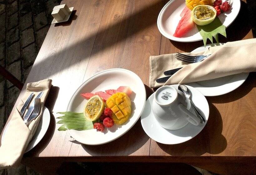 Отель Artisan Villa Colombo