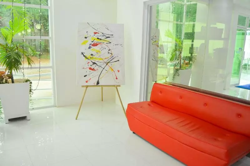 Hotelli Cherry S Courtyard