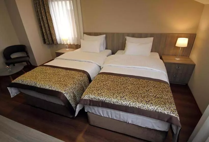 هتل Ciflik Winery