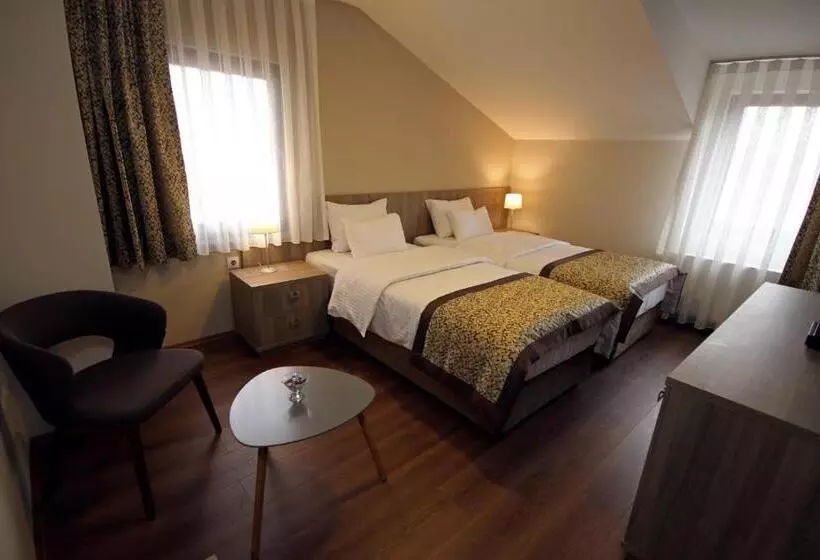 هتل Ciflik Winery