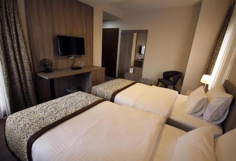 هتل Ciflik Winery