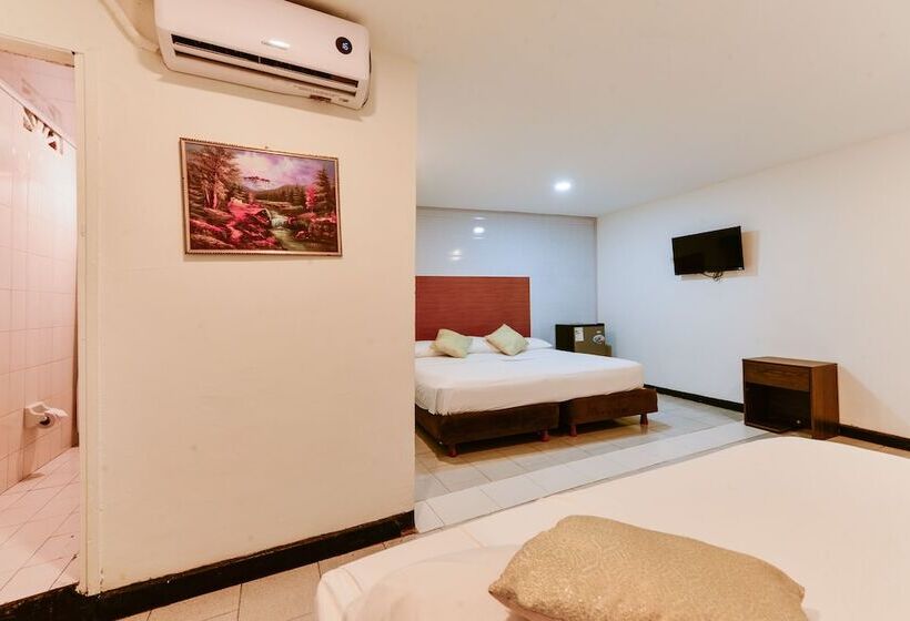 בית מלון כפרי Continental Sai