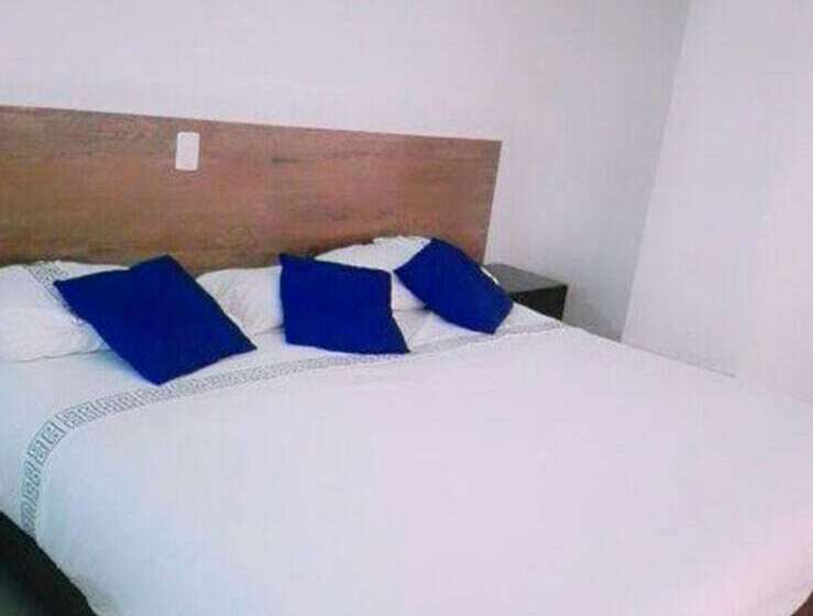 בית מלון כפרי Continental Sai