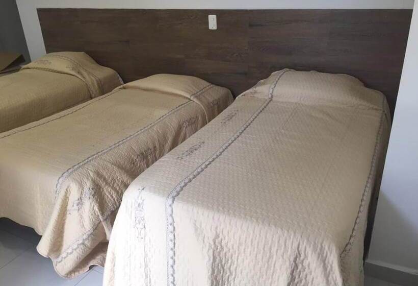 בית מלון כפרי Continental Sai