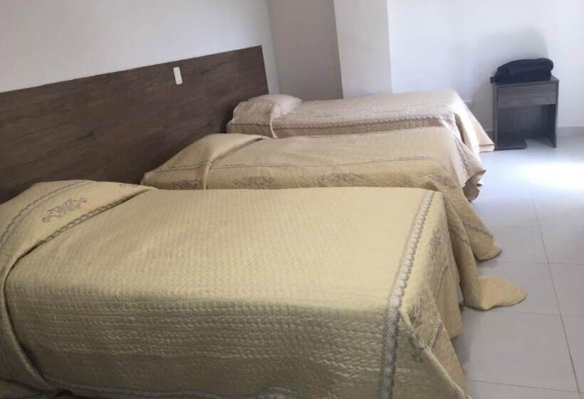 בית מלון כפרי Continental Sai