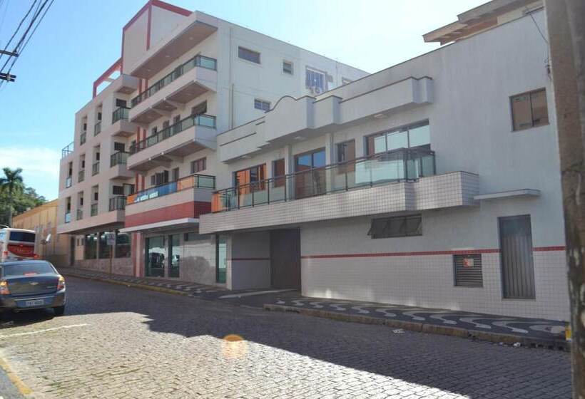 Отель Girardelli