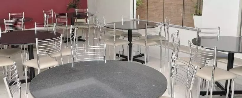 ホテル Girardelli