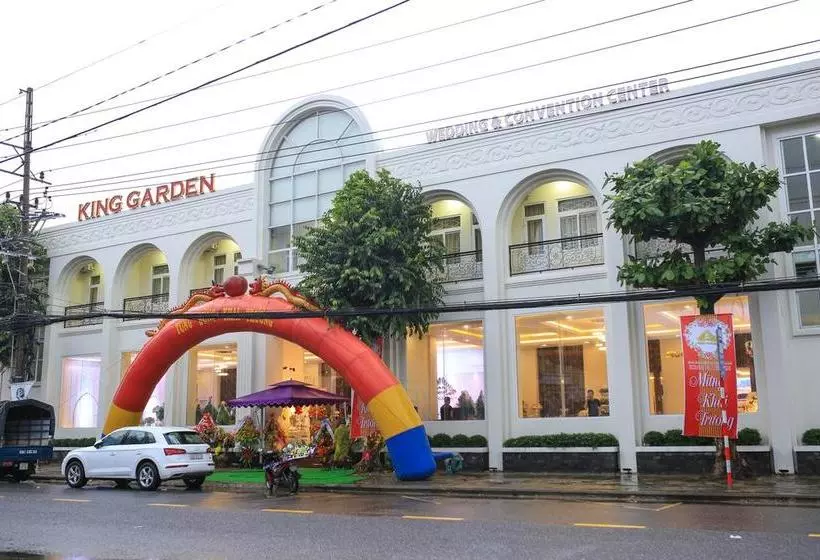 هتل Oyo 610 King Garden  Da Nang