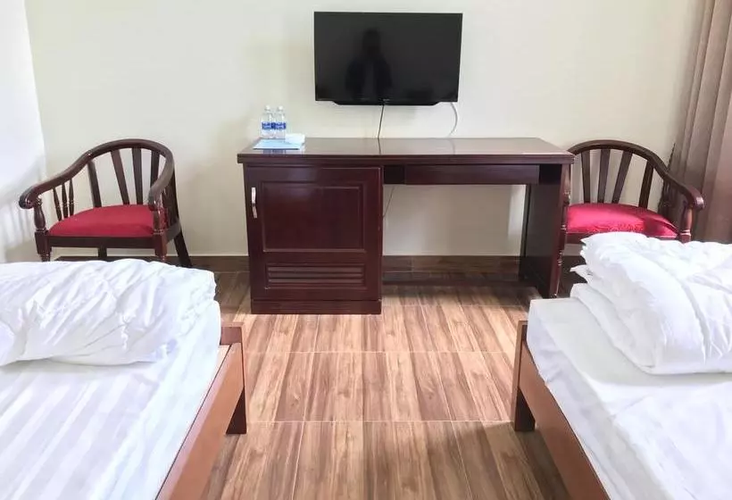 هتل Oyo 610 King Garden  Da Nang