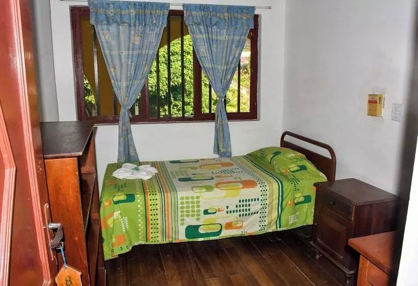 هتل Rurrenabaque