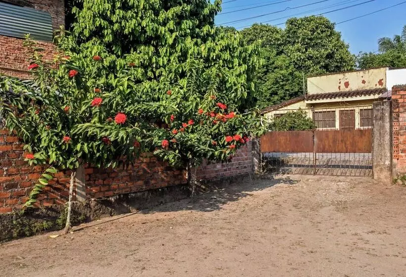 هتل Rurrenabaque