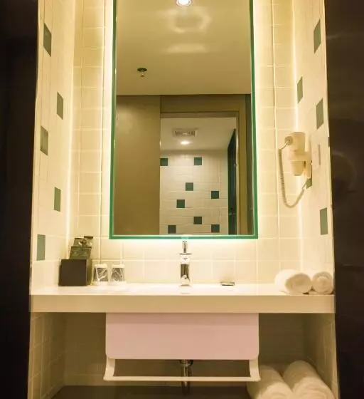 Magnotel Yangshuo West Street