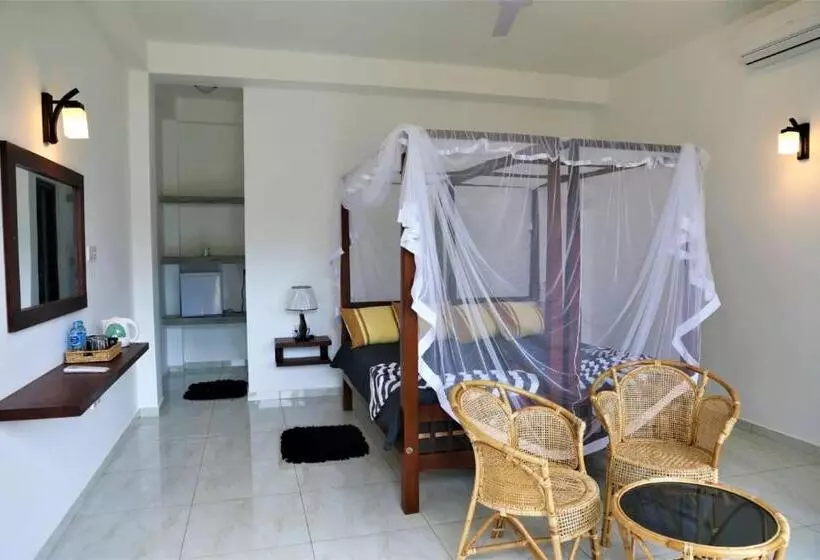 Lomakeskus Villa Kaya Guest House