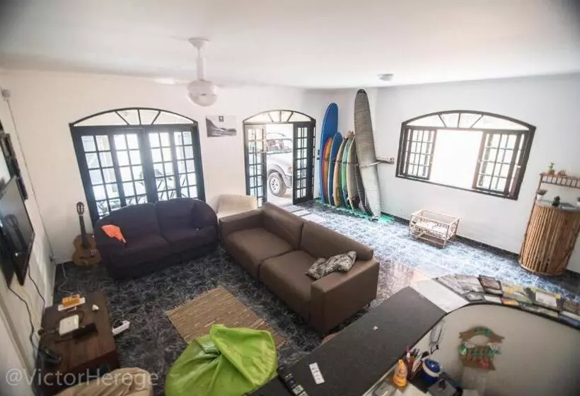 Retkeilymaja Kionda Surf House