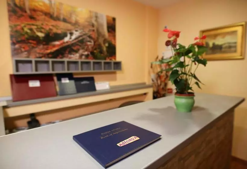 تختخواب و صبحانه Wellness&spa Hotel Astorya