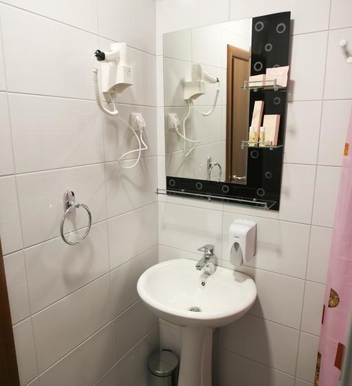 تختخواب و صبحانه Wellness&spa Hotel Astorya