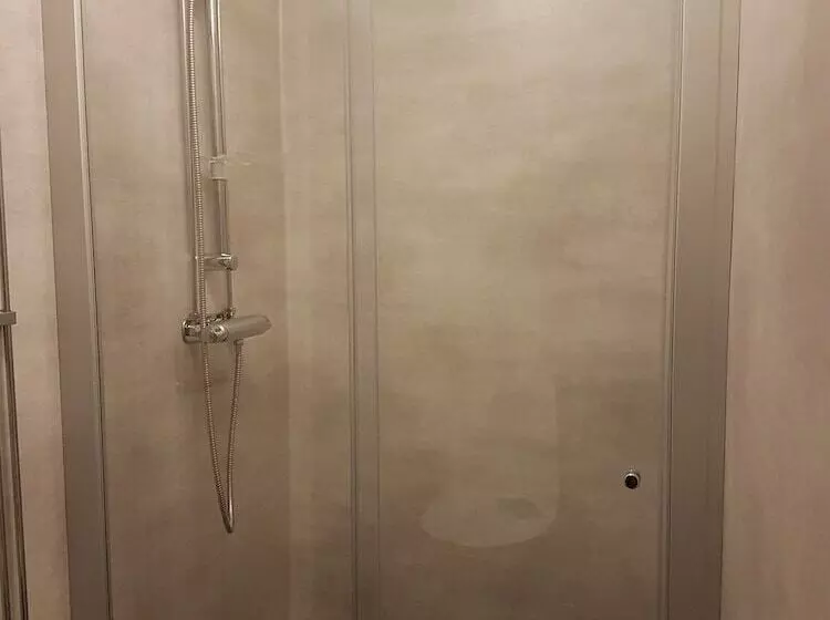 Aamiaismajoitus (B&B) Den Sovande älgen