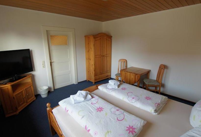 בית מלון כפרי Dorfkrug Büsum   Günstige Altbauzimmer Am Oland