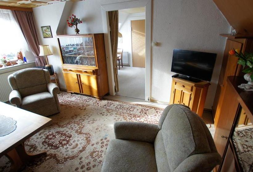 בית מלון כפרי Dorfkrug Büsum   Günstige Altbauzimmer Am Oland