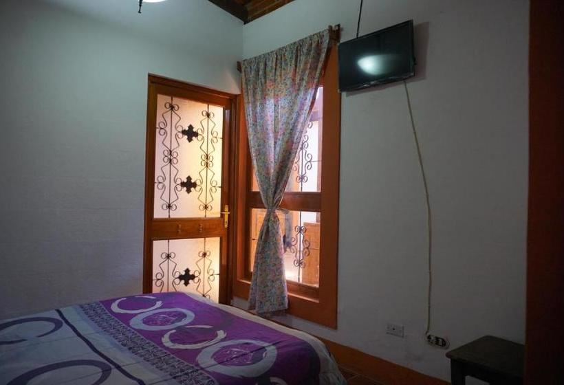 هتل Lerri Colonial