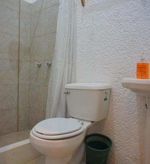 هتل Lerri Colonial