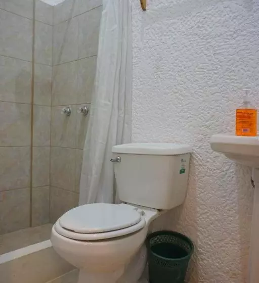 هتل Lerri Colonial