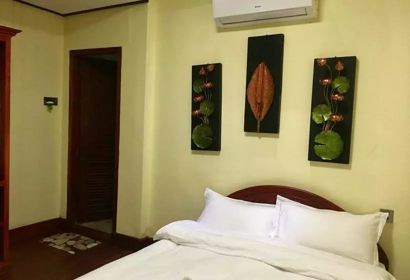 هتل Silichith Guest House