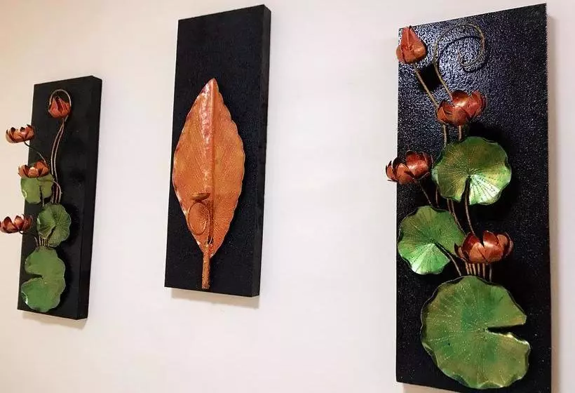 هتل Silichith Guest House